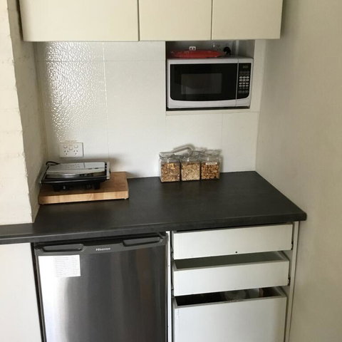 Redruth Cottage - Newcastle Accommodation 2