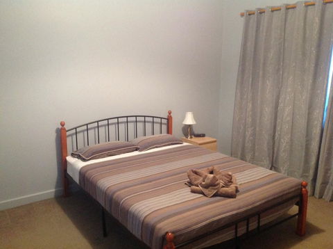 Rhodeside Lodge - New Castle Tourism 2