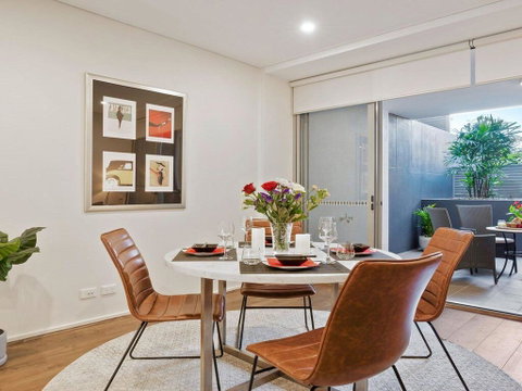 Riptide On Surf Beach - Sun, Surf And Style - Newcastle Accommodation 0