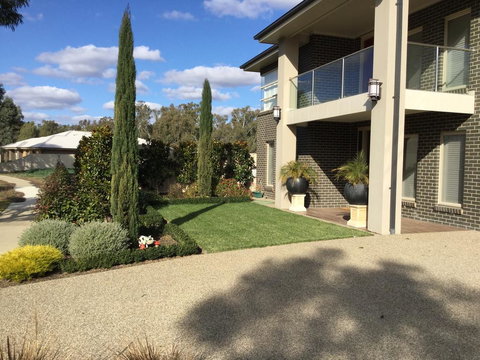 River View Heaven - Newcastle Accommodation 2