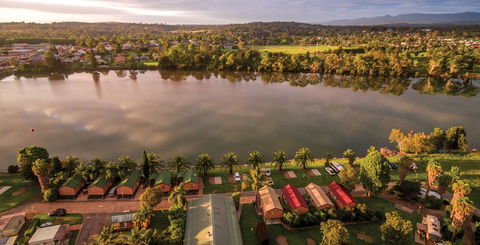 Riverbreeze Holiday Park - New Castle Tourism 3