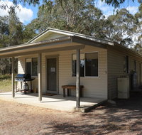 Robinsons Cabin - Newcastle Accommodation