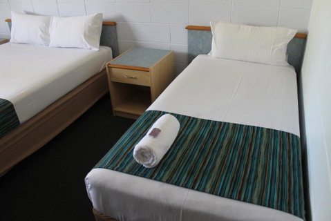 Rocky Glen Hotel Motel Gladstone - Newcastle Accommodation 2