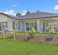 Santa Ana Retreat - Newcastle Accommodation