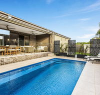 Serenity on Seaview Boutique retreat with pool by the beach - Newcastle Accommodation