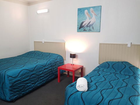 Seymour Motel - New Castle Tourism 0