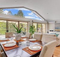 Shore to Please - comfort cafes and beaches - Newcastle Accommodation