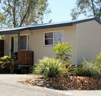 Silver Wattle Cabins - Newcastle Accommodation