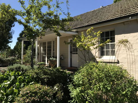 Silvermere Guesthouse - New Castle Tourism 1
