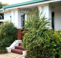 Skymirror Cottage - Newcastle Accommodation