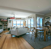 Snowy Mountains Townhouse - Newcastle Accommodation