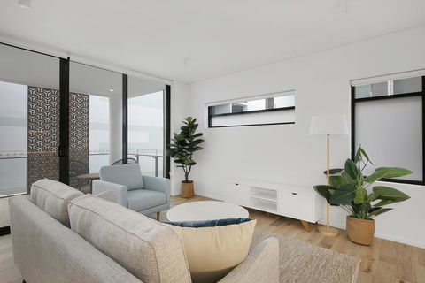 SOKO Waterfront West End - New Castle Tourism 1