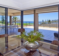Something SpecialHarbourside - Newcastle Accommodation
