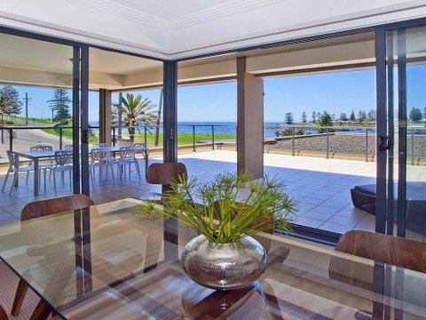 Something Special@Harbourside - Newcastle Accommodation 0