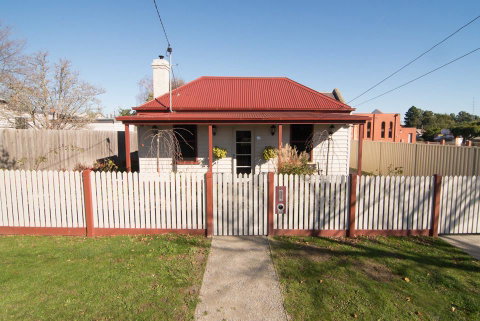 Sovereign Hideaway - Newcastle Accommodation 0