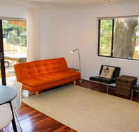 Spacious Apartment in Lane Cove Near CBD - Newcastle Accommodation