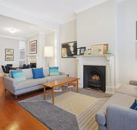 Spacious Victorian With Harbour View Terrace - Newcastle Accommodation