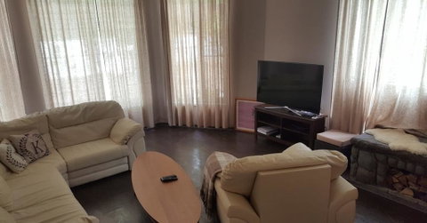Star Flight. - Newcastle Accommodation 1