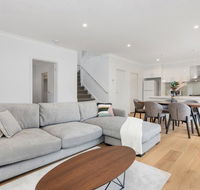 Style Comfort and Convenience - New Castle Tourism