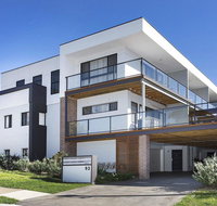Surf Beach Townhouse - Newcastle Accommodation