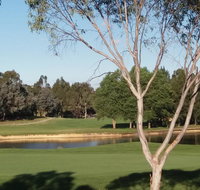 Sweet Home by the Golf Course - Newcastle Accommodation