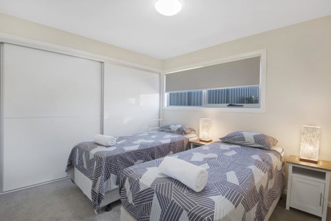 T-Bar On Twynam - Newcastle Accommodation 3