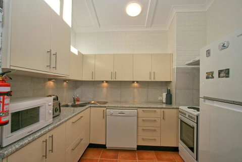 Tanderra 16/28 Park Road - Newcastle Accommodation 2
