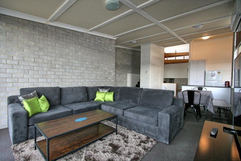 Tanderra 18/28 Park Road - Newcastle Accommodation 0