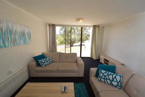 Tanderra 2 - Newcastle Accommodation 3