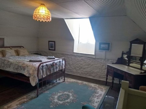 Tanilba House - Newcastle Accommodation 2