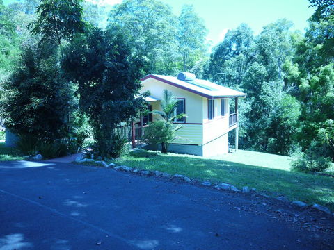 Teretre Cabins Nimbin - New Castle Tourism 0