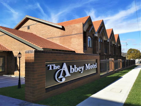 The Abbey Motel Goulburn - New Castle Tourism 0