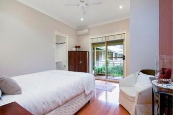 The Acreage Luxury B&B And Guesthouse with Newcastle Accommodation
