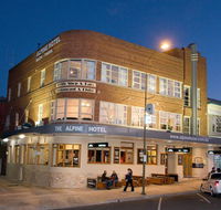 The Alpine Hotel - Newcastle Accommodation