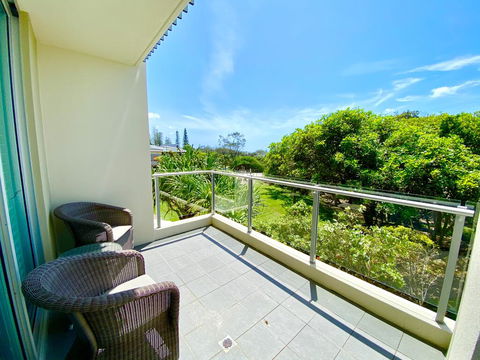 The Beach Resort Cabarita - New Castle Tourism 2