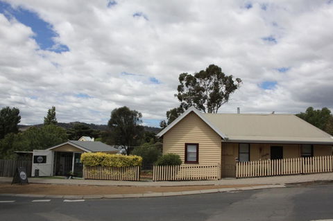 Bridge View Retreat - Newcastle Accommodation 25