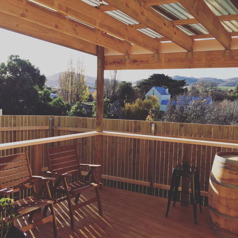 Bridge View Retreat - Newcastle Accommodation 4