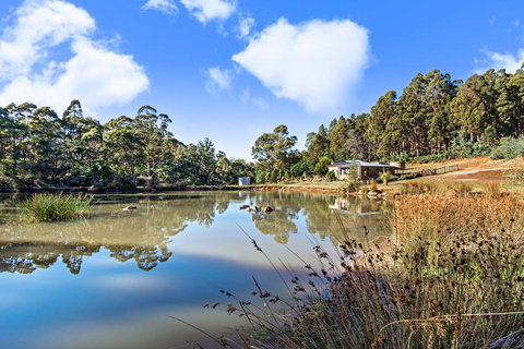 Naivasha Cottage - Newcastle Accommodation 1