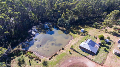 Naivasha Cottage - Newcastle Accommodation 12