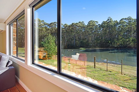 Naivasha Cottage - Newcastle Accommodation 6