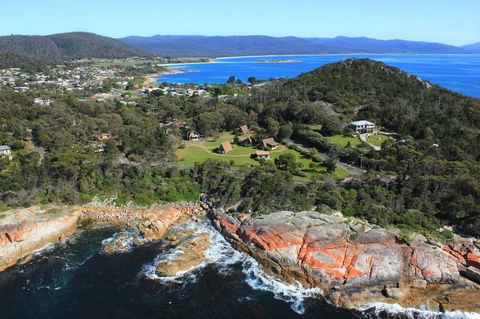 Bicheno By The Bay - New Castle Tourism 0