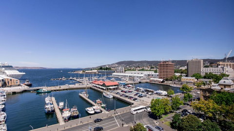 Hotel Grand Chancellor Hobart - Newcastle Accommodation 1