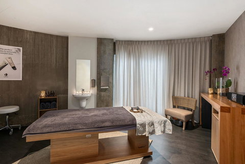 Peppers Silo - Newcastle Accommodation 21