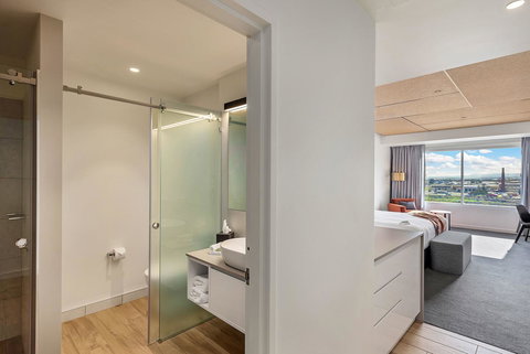 Peppers Silo - Newcastle Accommodation 24