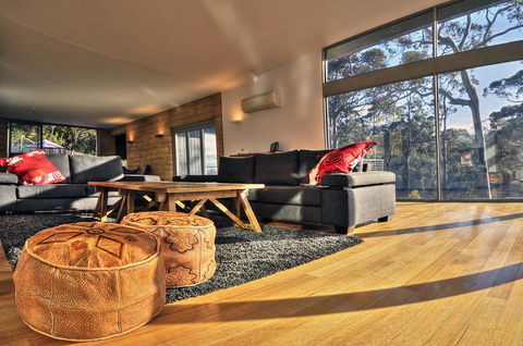 The Loft - New Castle Tourism 0