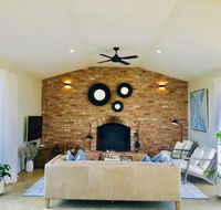 EMBRACING EVANDALE - Hosted by L'Abode Accommodation - Newcastle Accommodation