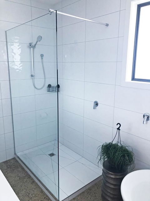 EMBRACING EVANDALE - Hosted By L'Abode Accommodation - Newcastle Accommodation 23