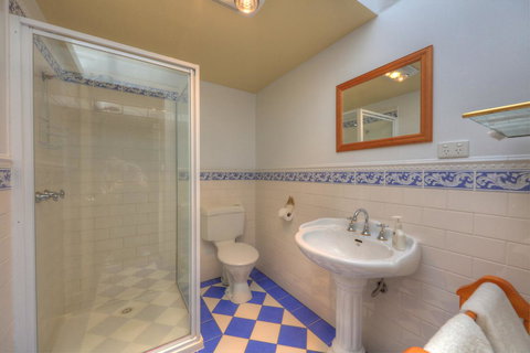 Old WesleyDale Heritage Accommodation - Newcastle Accommodation 5