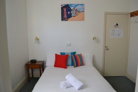 Point Lonsdale Guest House - Newcastle Accommodation 11