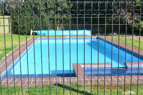 Point Lonsdale Guest House - Newcastle Accommodation 25